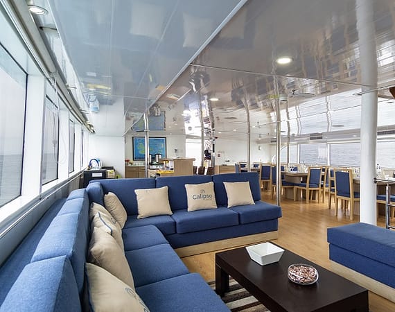 Calipso Galapagos Cruise lounge