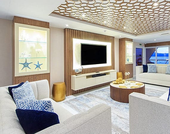 elite galapagos cruise tv room