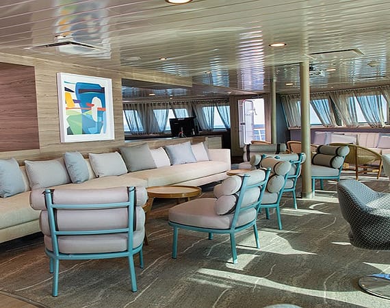 La Pinta Galapagos Cruise lounge