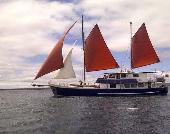 Samba Galapagos Cruise sailboat