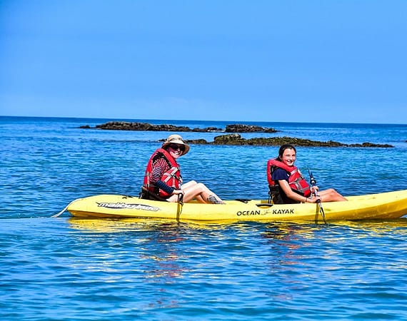 Santa Cruz II Galapagos Cruise kayak