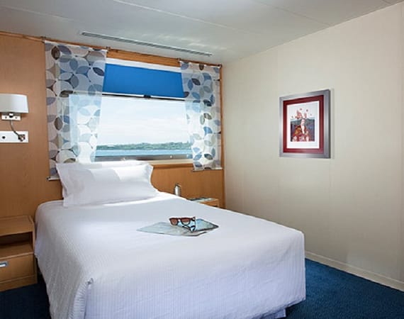 Santa Cruz II Galapagos Cruise cabin